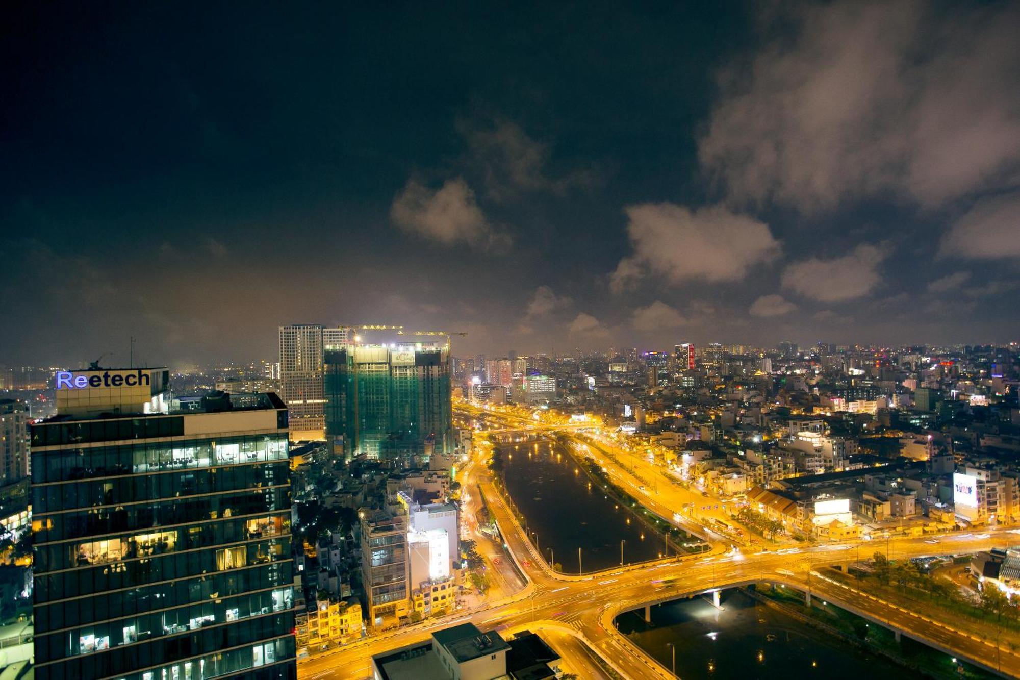 Double E Saigon Apartment โฮจิมินห์ซิตี้ ภายนอก รูปภาพ